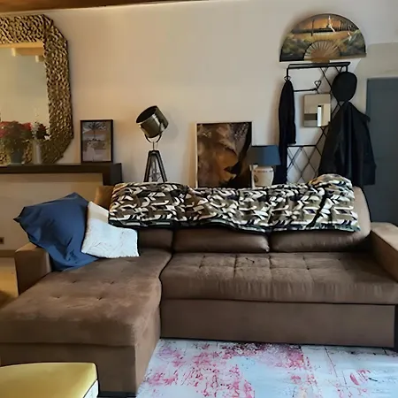 La Grange Des Zarts بيت للعطل Champagné-le-Sec